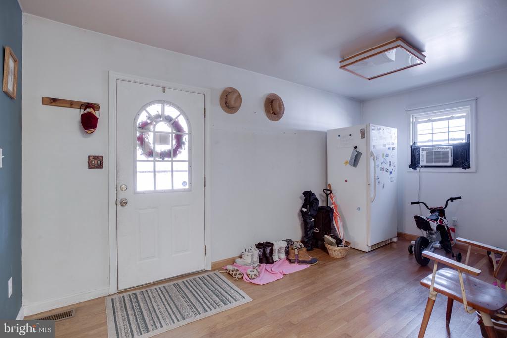 3220 COURTNEY SCHOOL ROAD