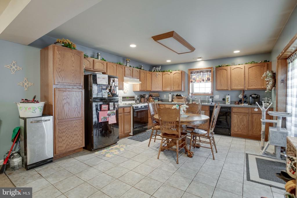 3220 COURTNEY SCHOOL ROAD