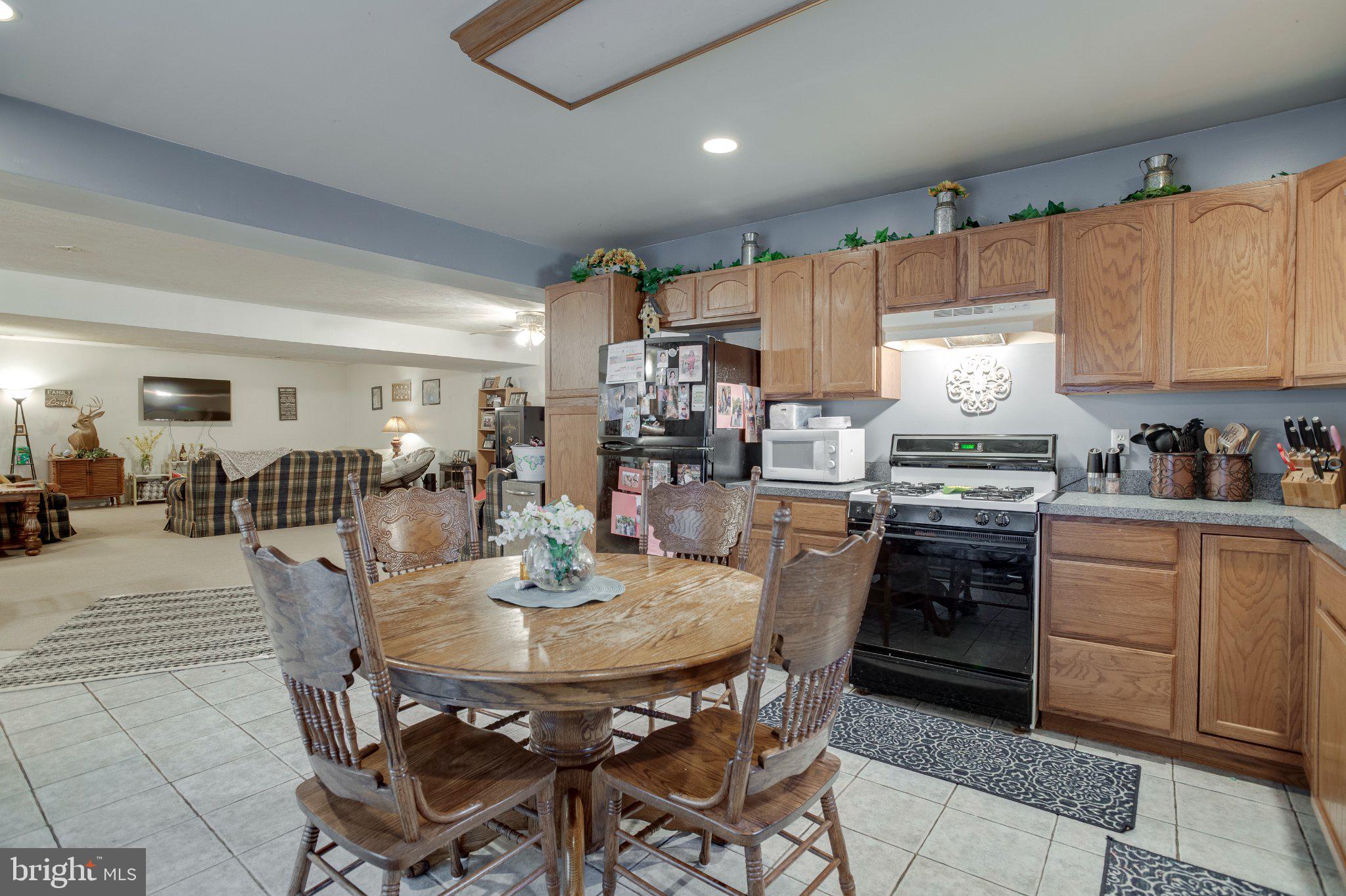 3220 COURTNEY SCHOOL ROAD