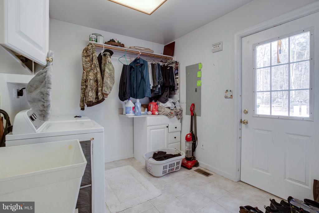 3220 COURTNEY SCHOOL ROAD