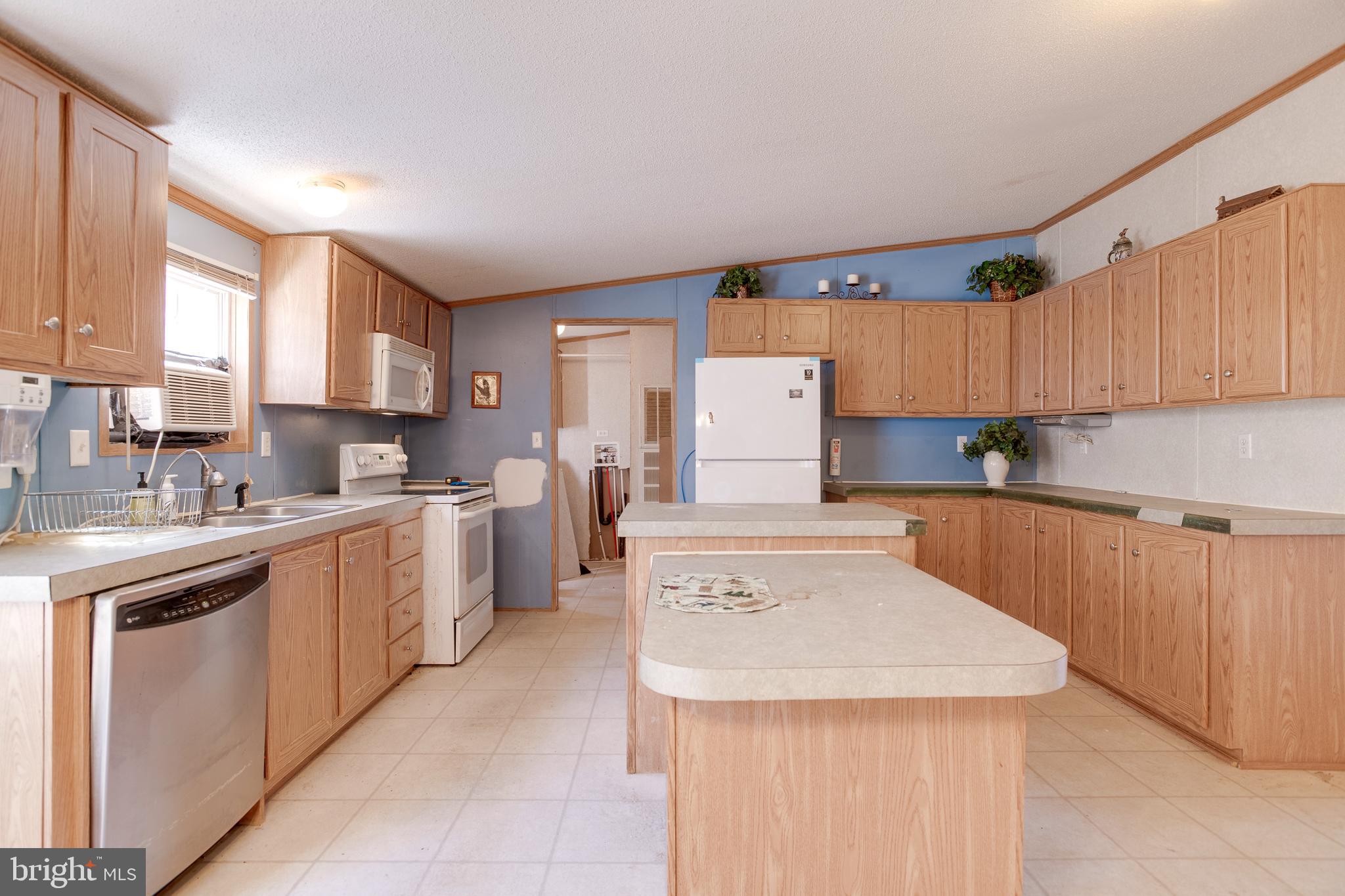 3220 COURTNEY SCHOOL ROAD