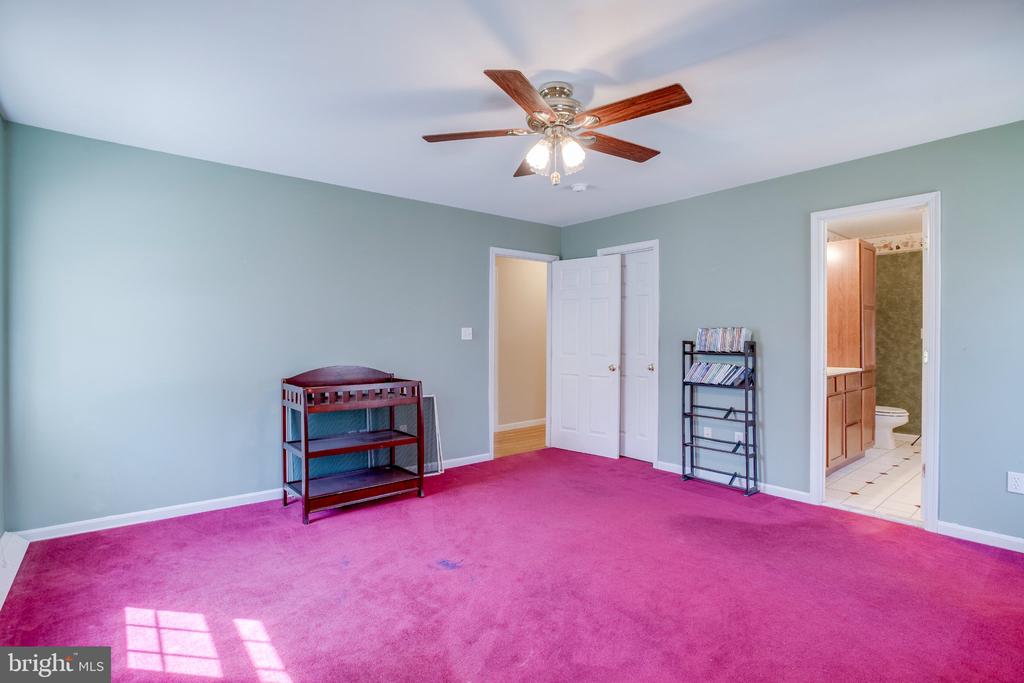 3220 COURTNEY SCHOOL ROAD
