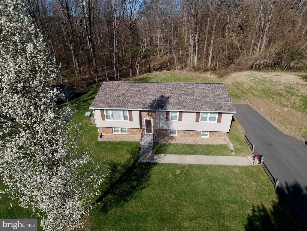 5632 RED MAPLE COURT