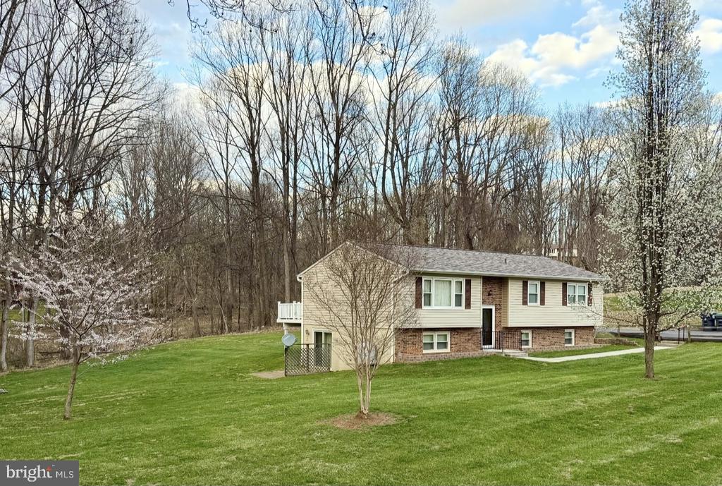5632 RED MAPLE COURT