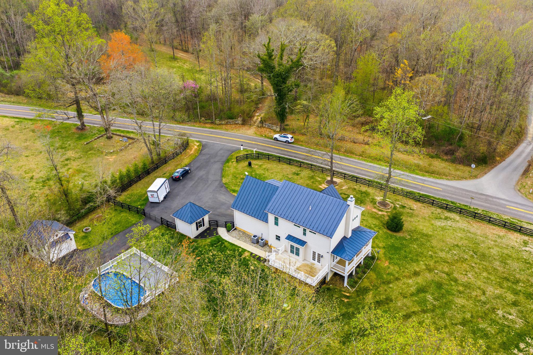 7135 LEEDS MANOR ROAD