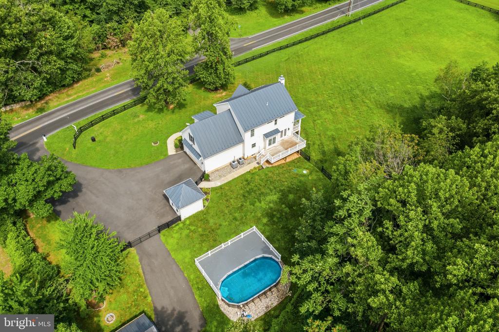 7135 LEEDS MANOR ROAD