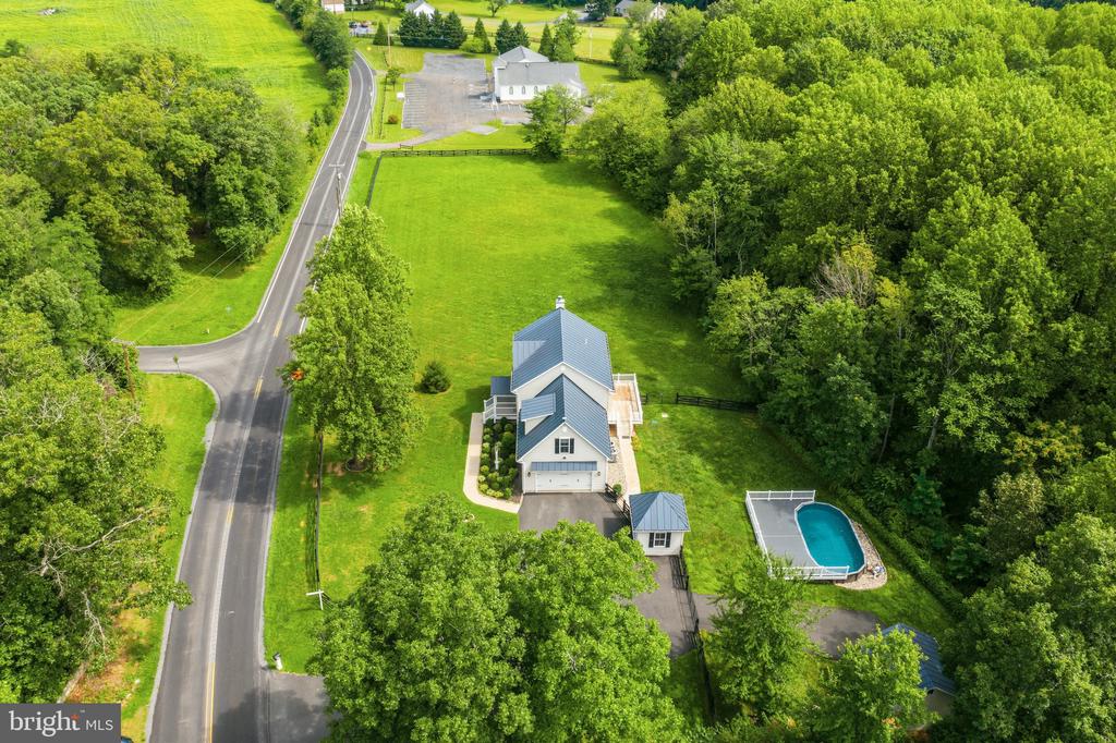 7135 LEEDS MANOR ROAD