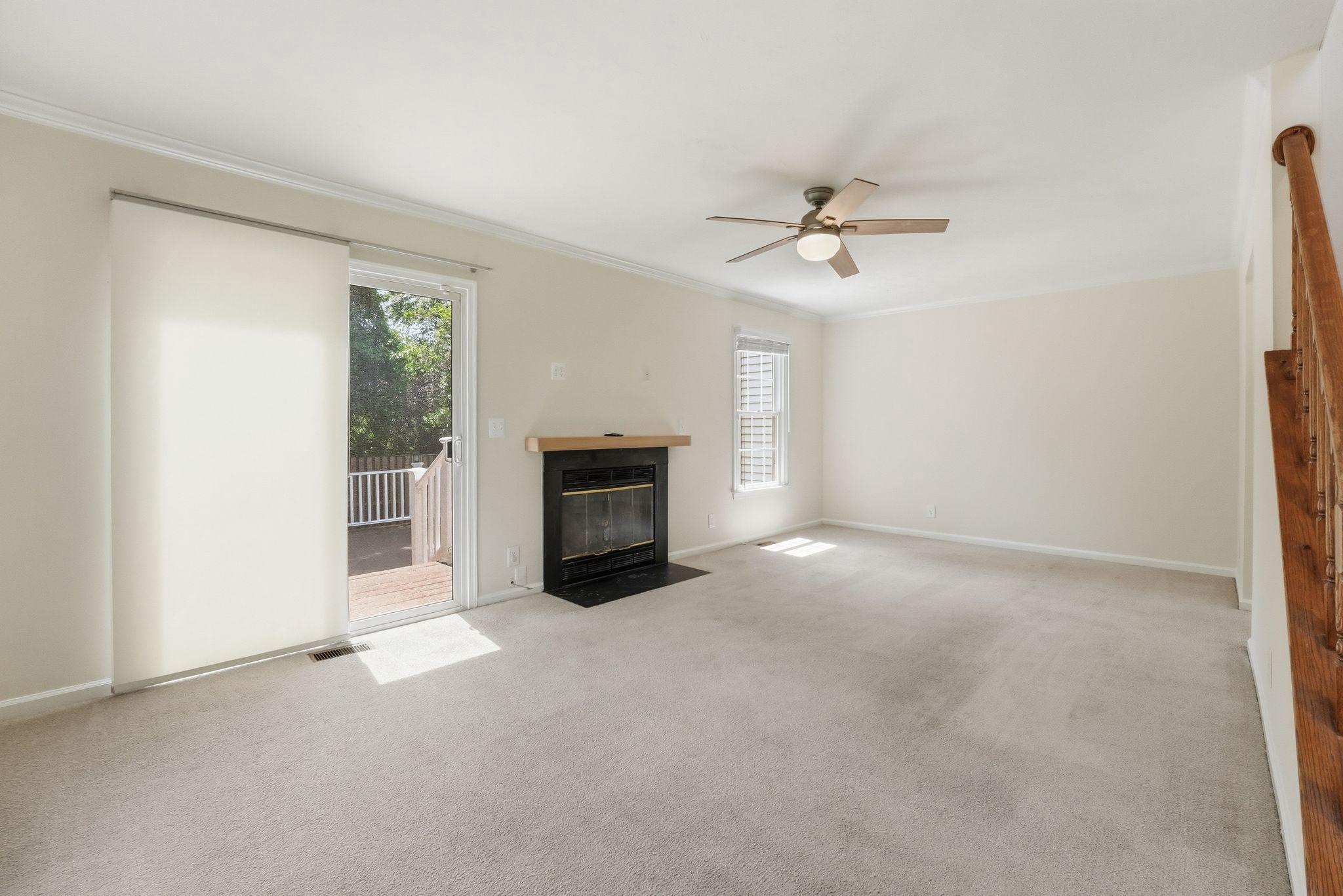 719 ARBOR COURT