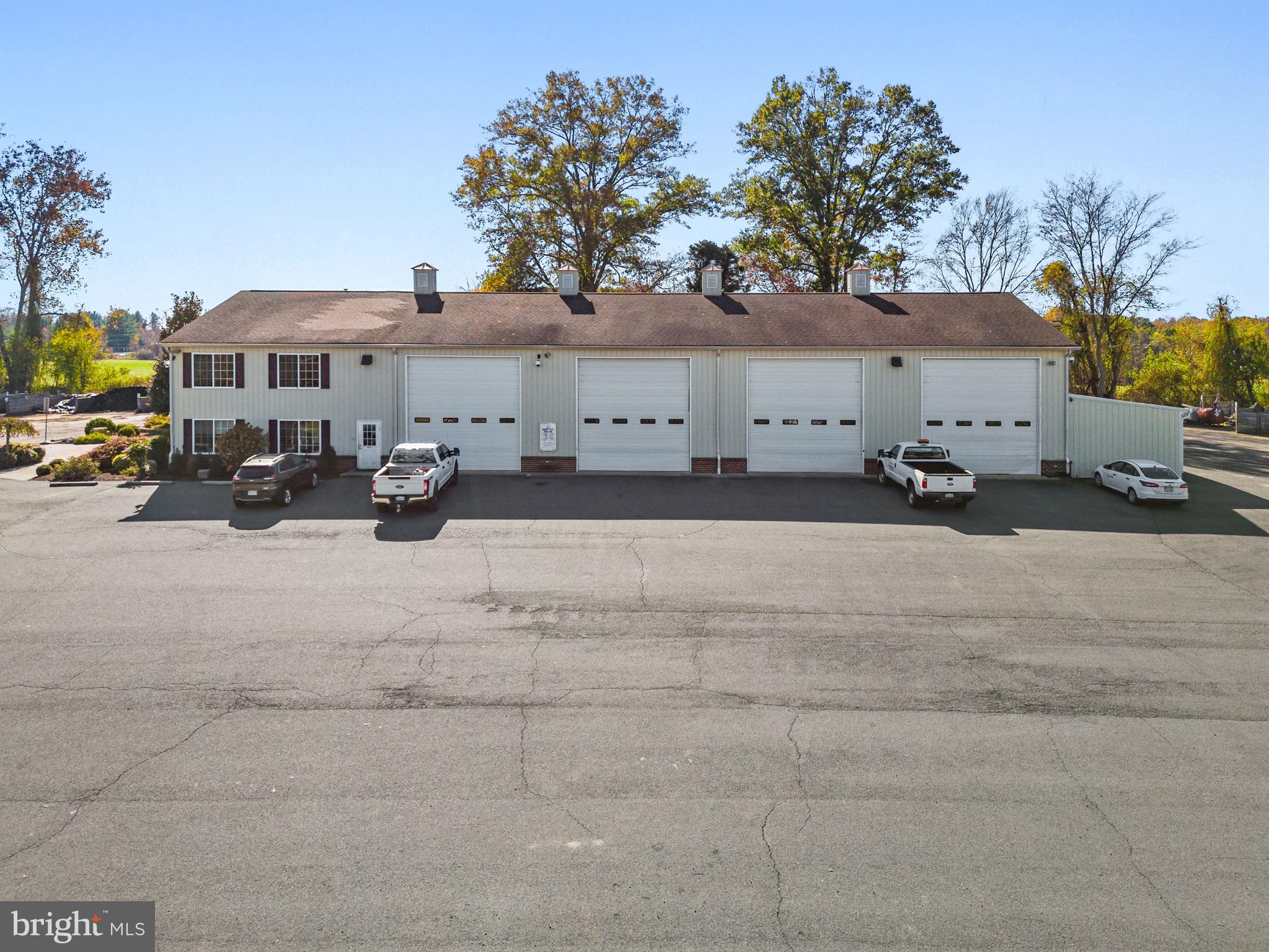7185 BURKE LANE