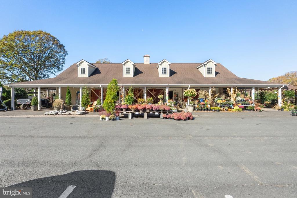 7159 BURKE LANE