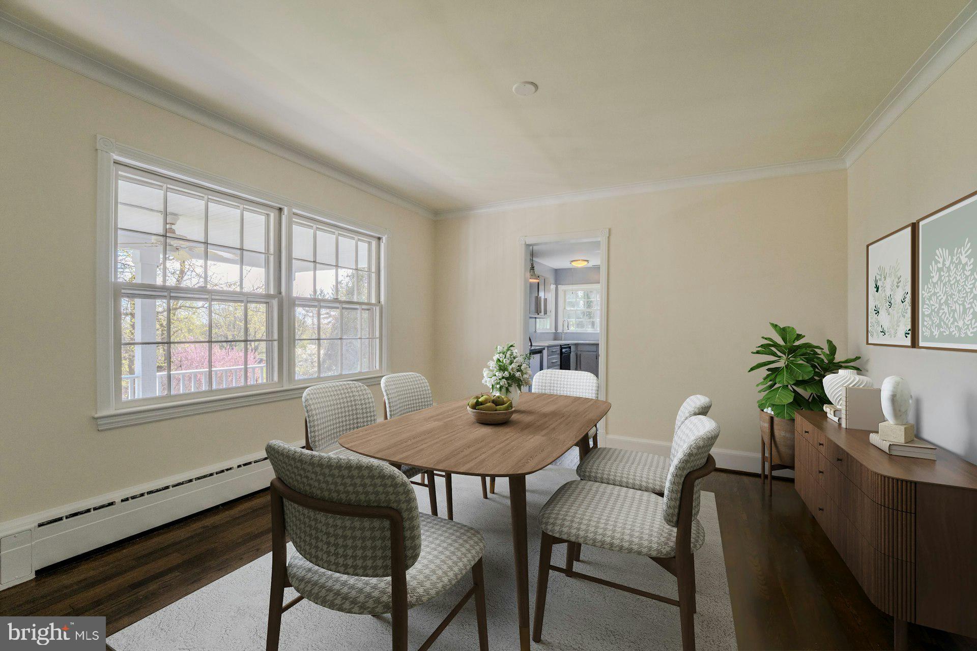 221 MOCKINGBIRD LANE