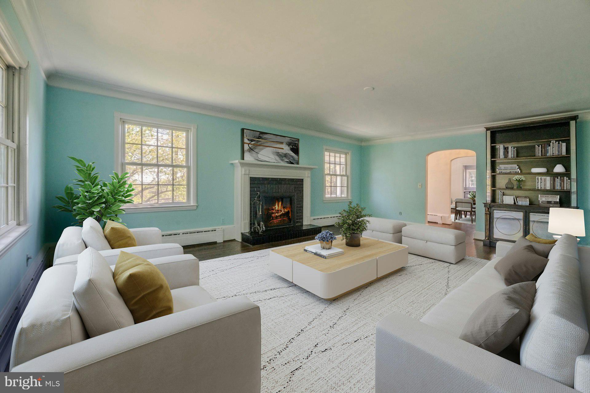 221 MOCKINGBIRD LANE