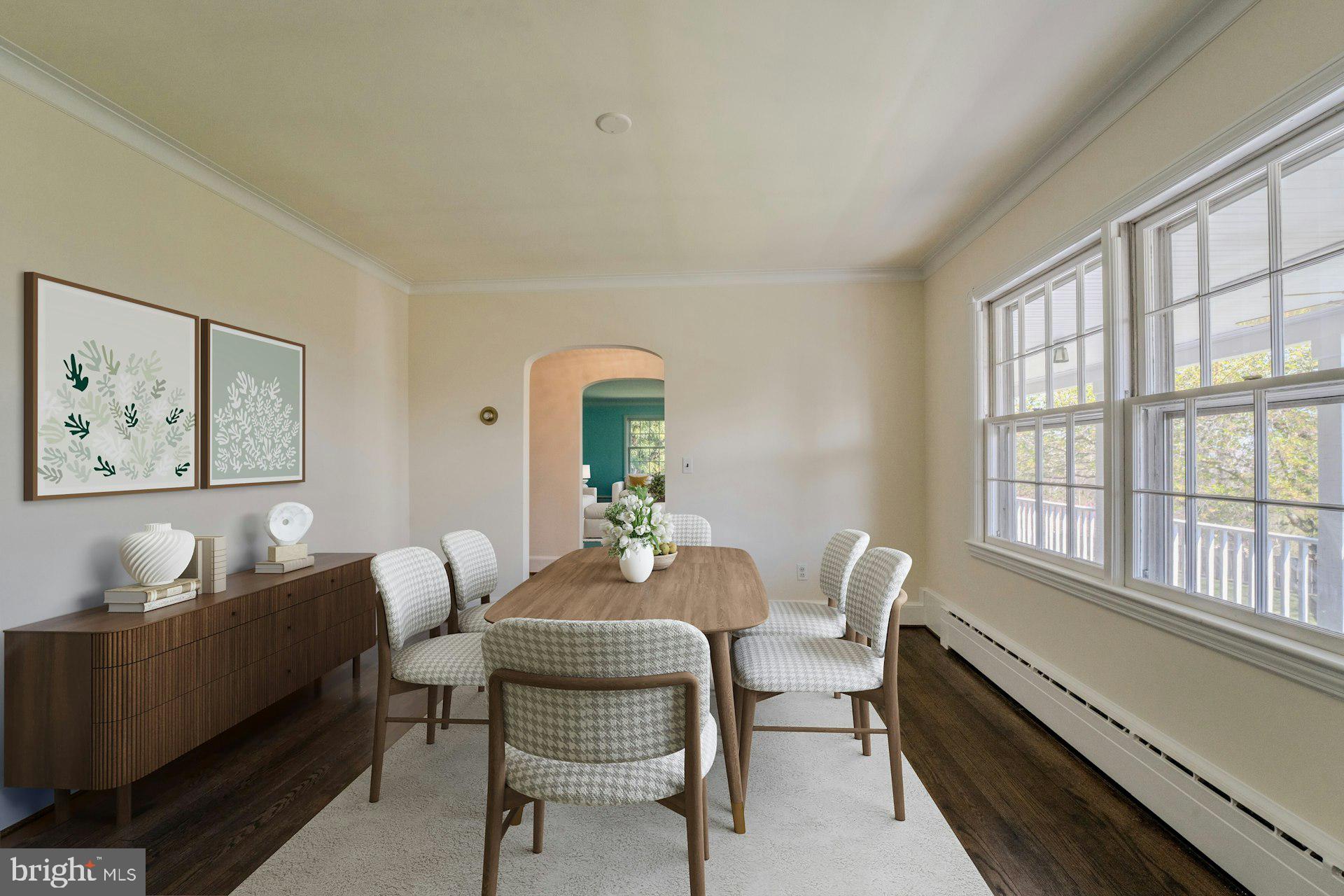 221 MOCKINGBIRD LANE