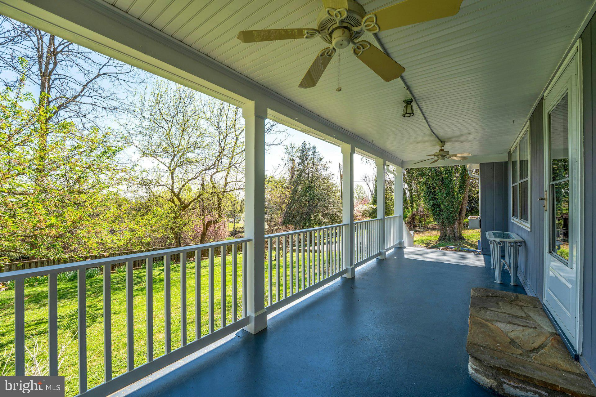 221 MOCKINGBIRD LANE
