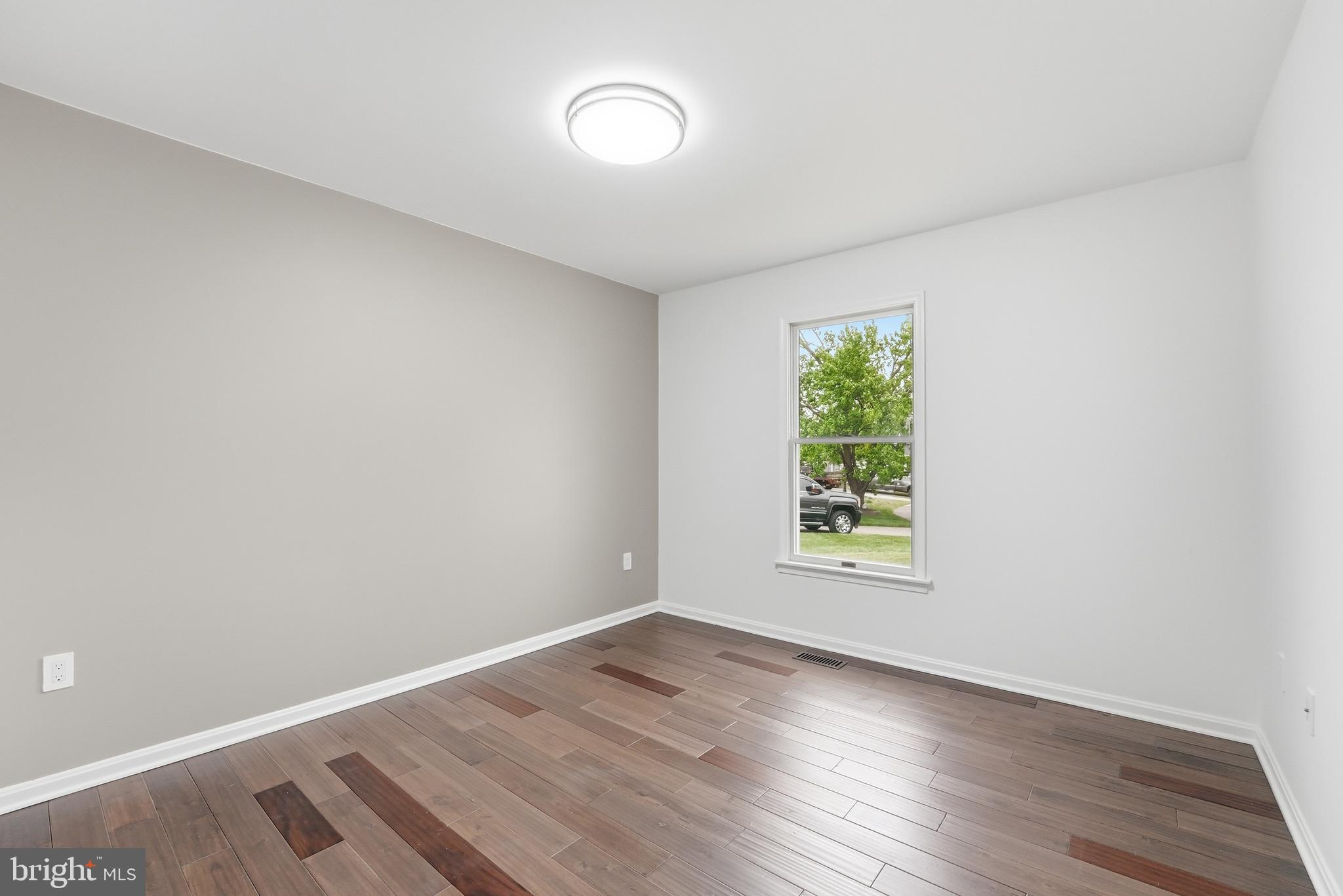 11242 CEDAR LEE COURT