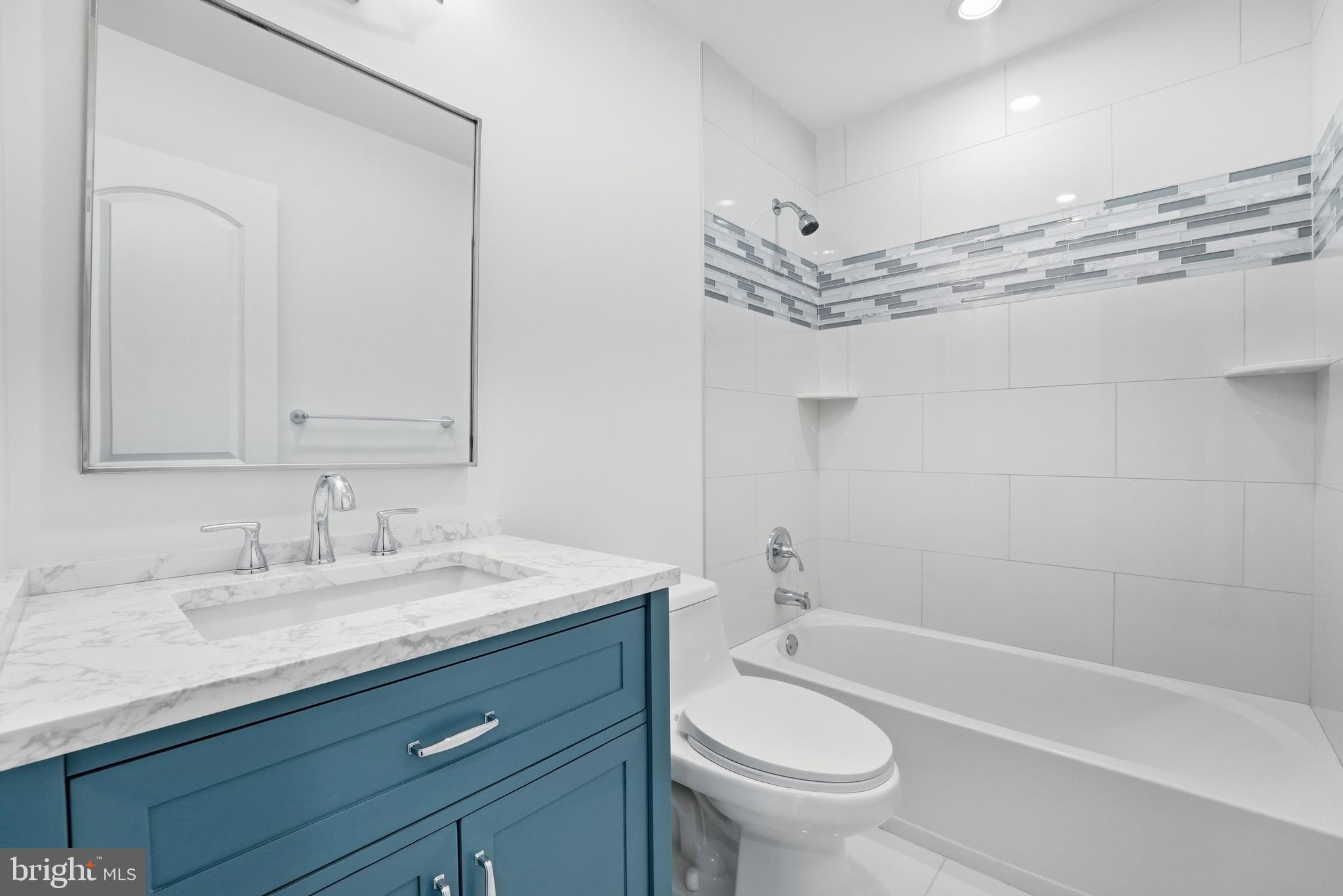 11242 CEDAR LEE COURT