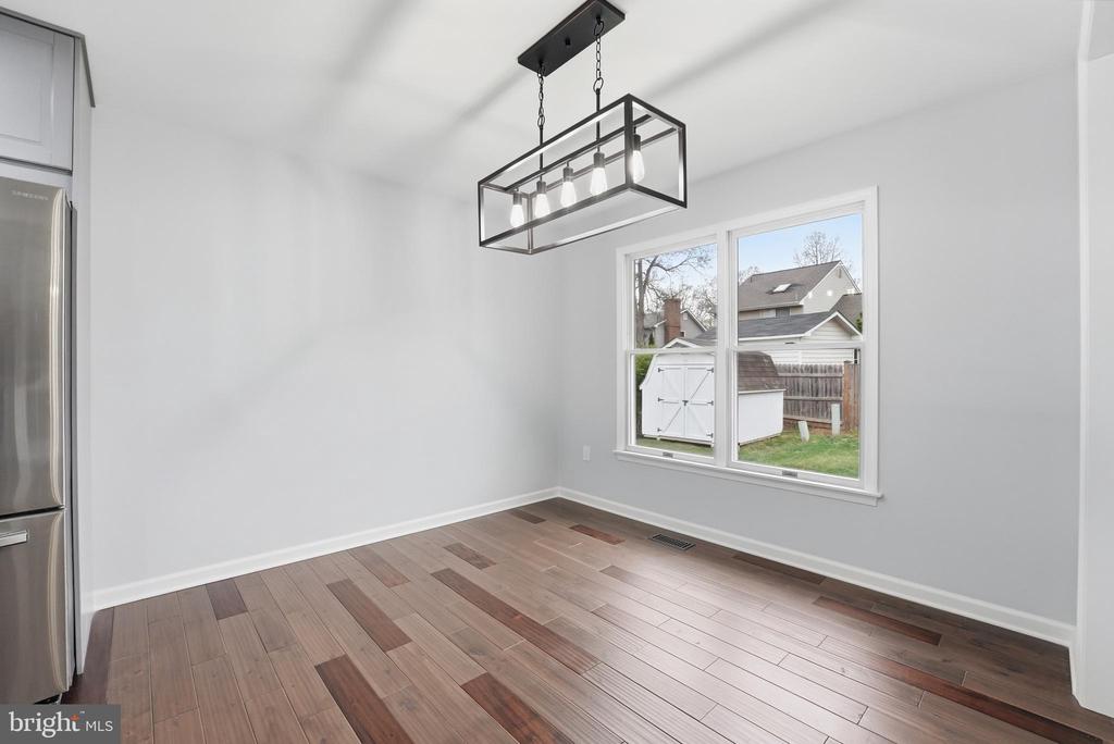 11242 CEDAR LEE COURT