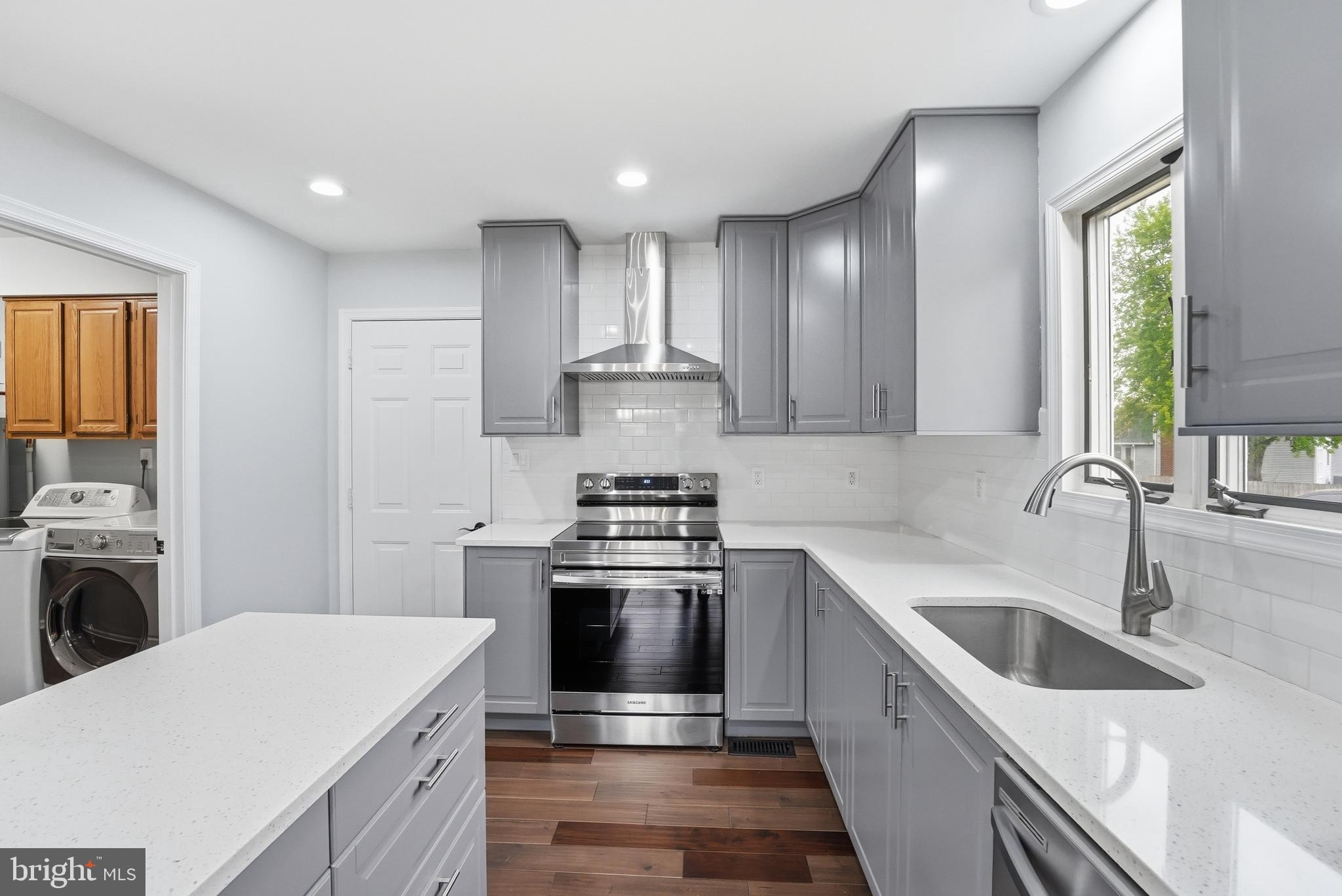 11242 CEDAR LEE COURT