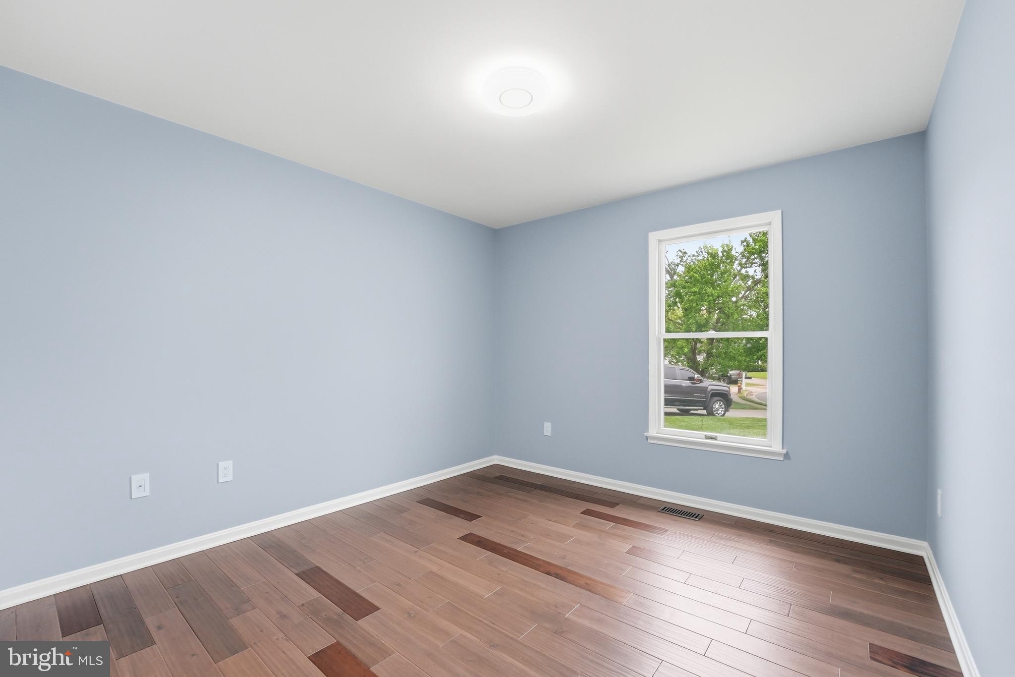 11242 CEDAR LEE COURT