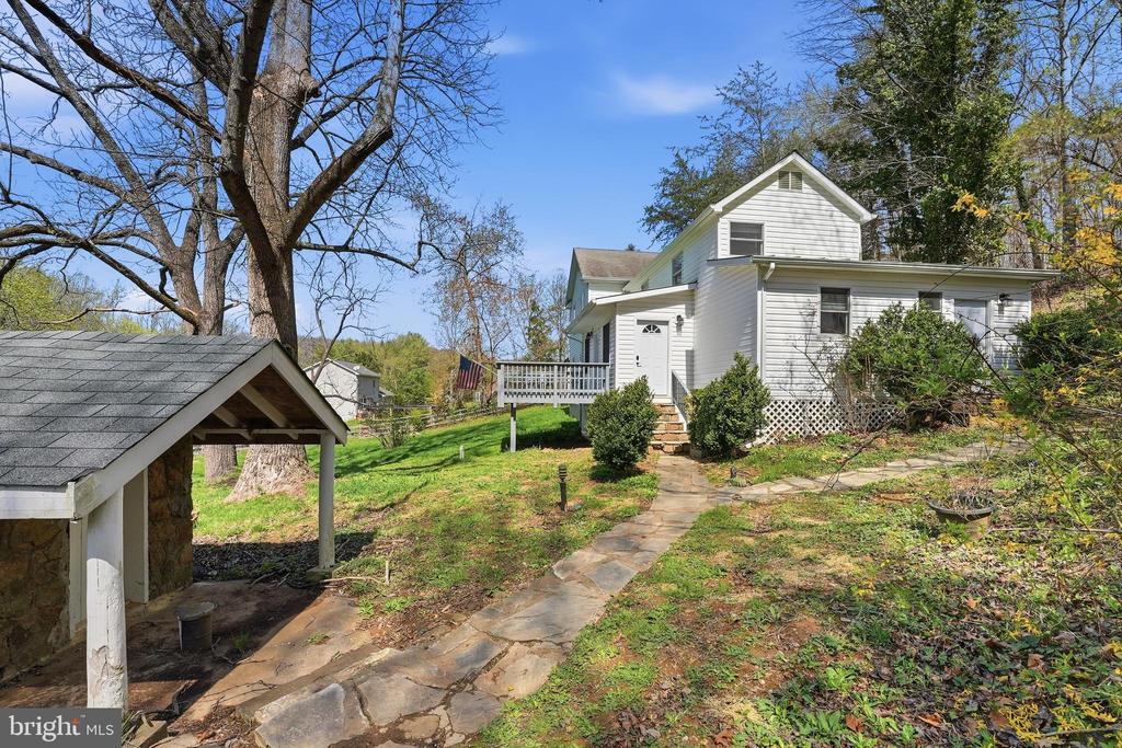 6537 WATERY MOUNTAIN ROAD