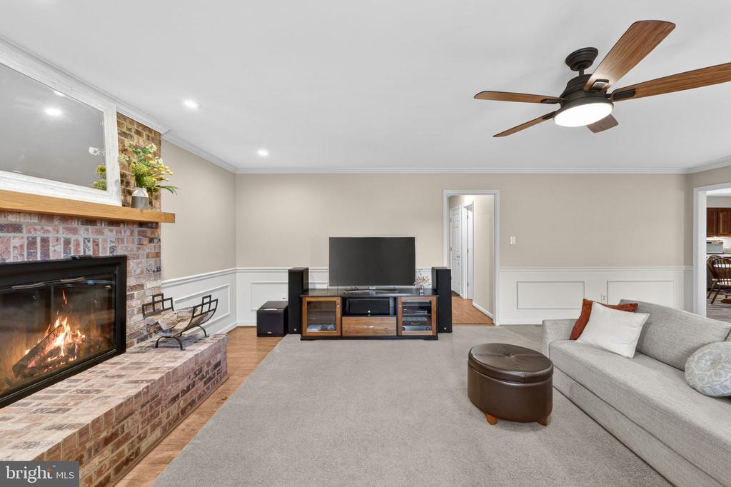 7933 COOKS COURT
