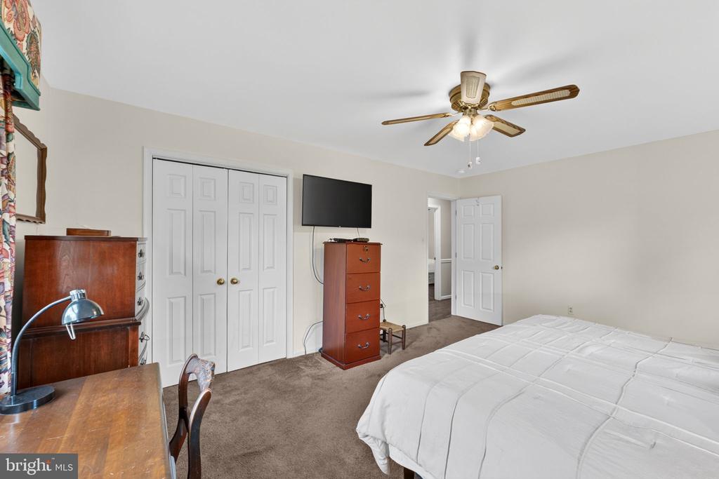 7933 COOKS COURT