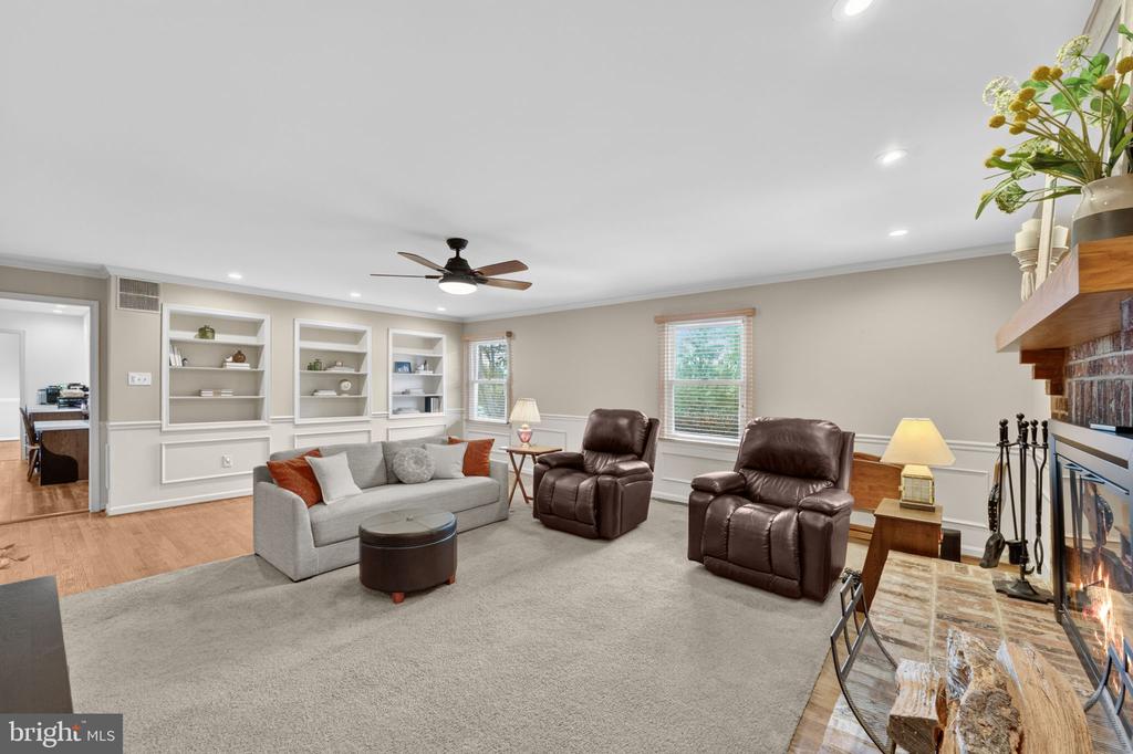 7933 COOKS COURT