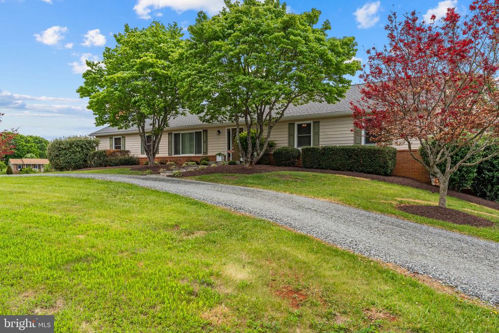 7933 COOKS COURT