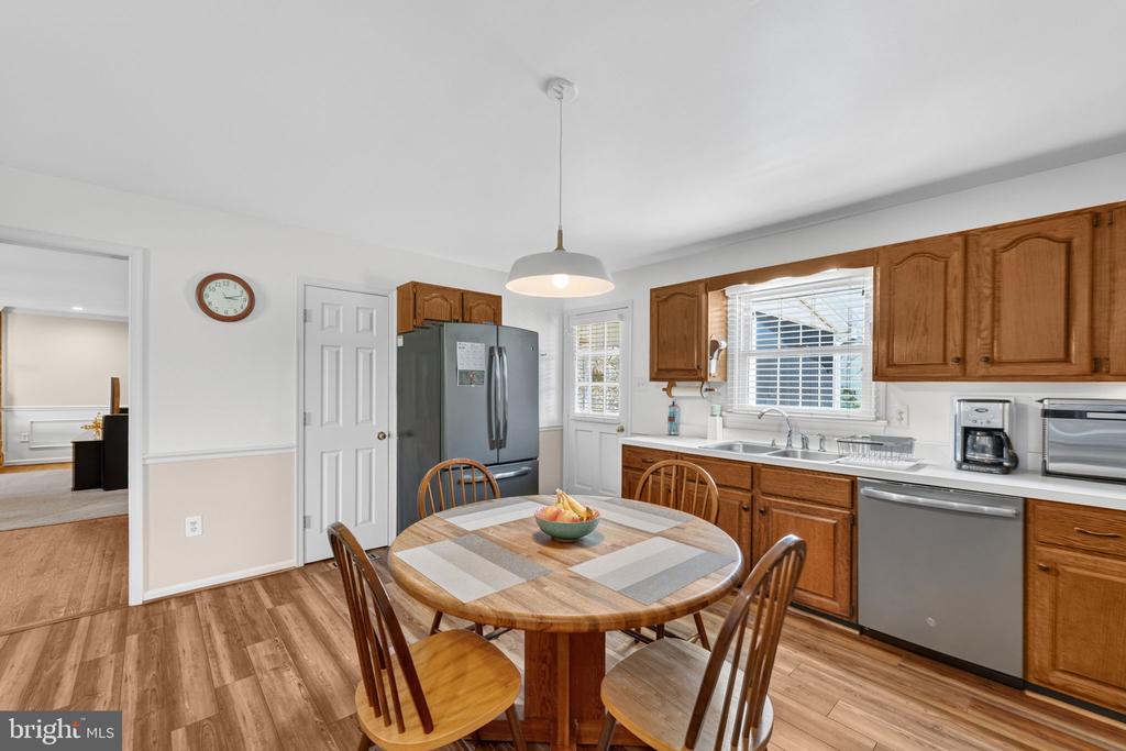 7933 COOKS COURT