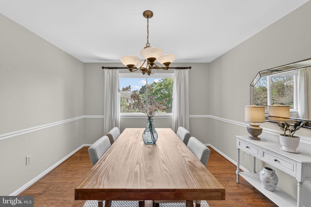 7933 COOKS COURT