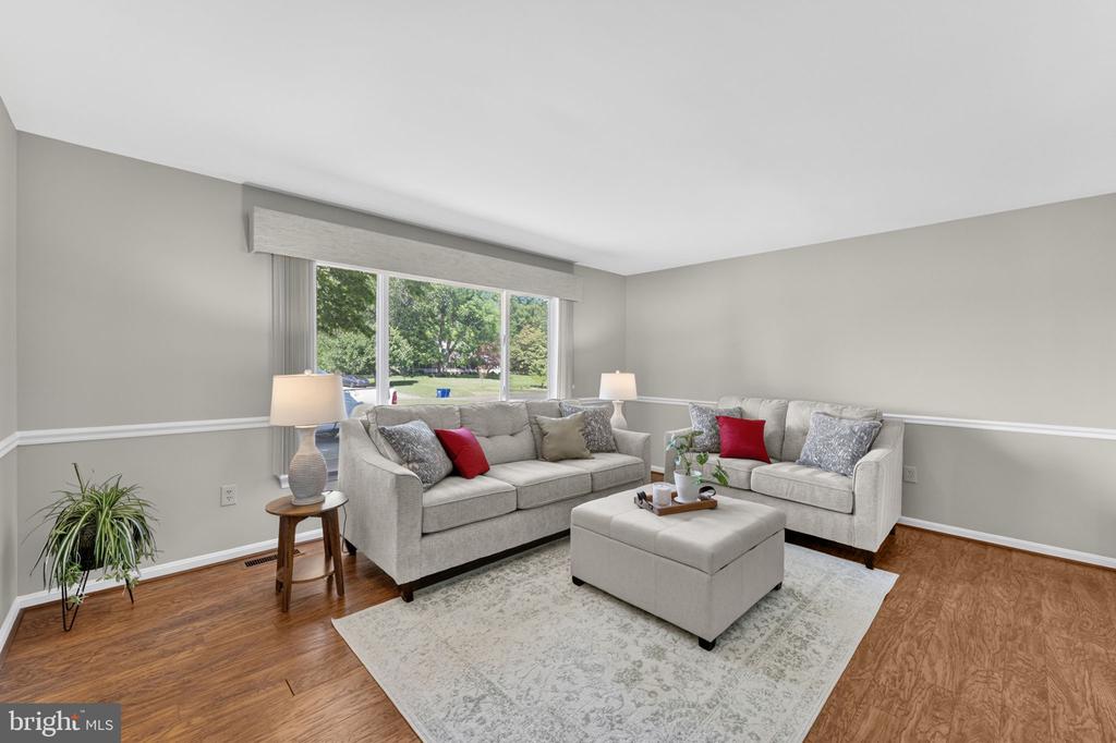7933 COOKS COURT