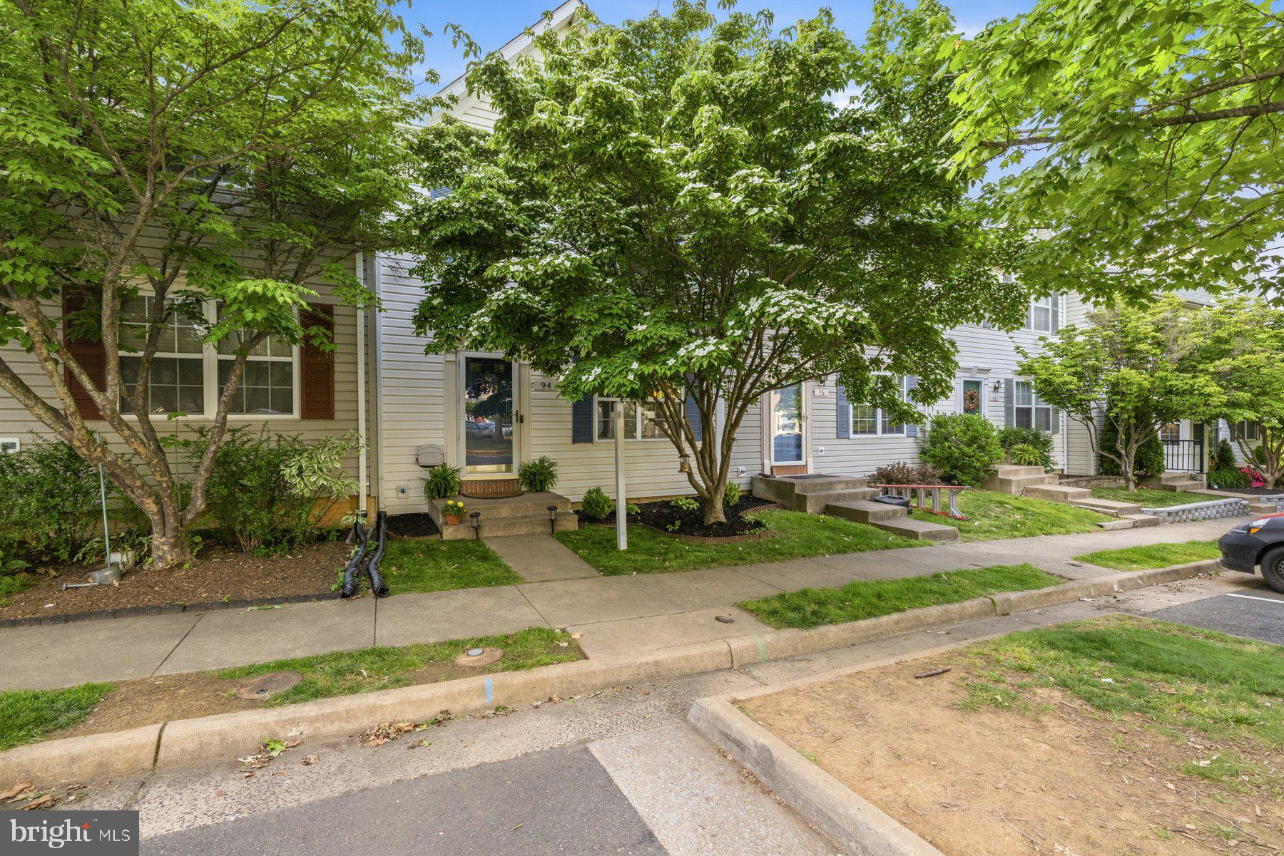 94 DORSET LANE
