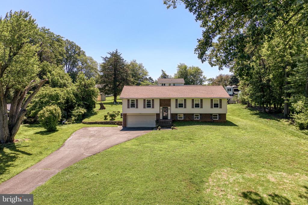 7077 WESTMORELAND DRIVE