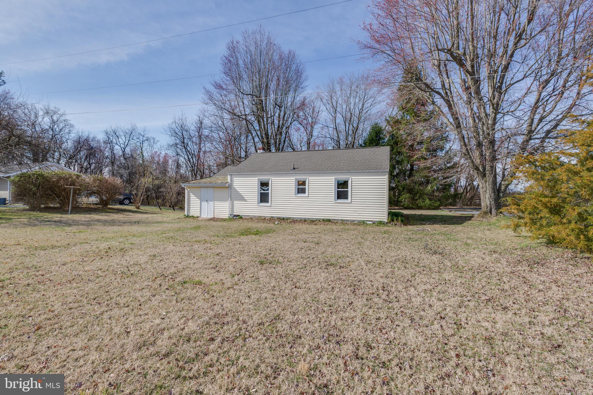 4297 LUNCEFORD LANE