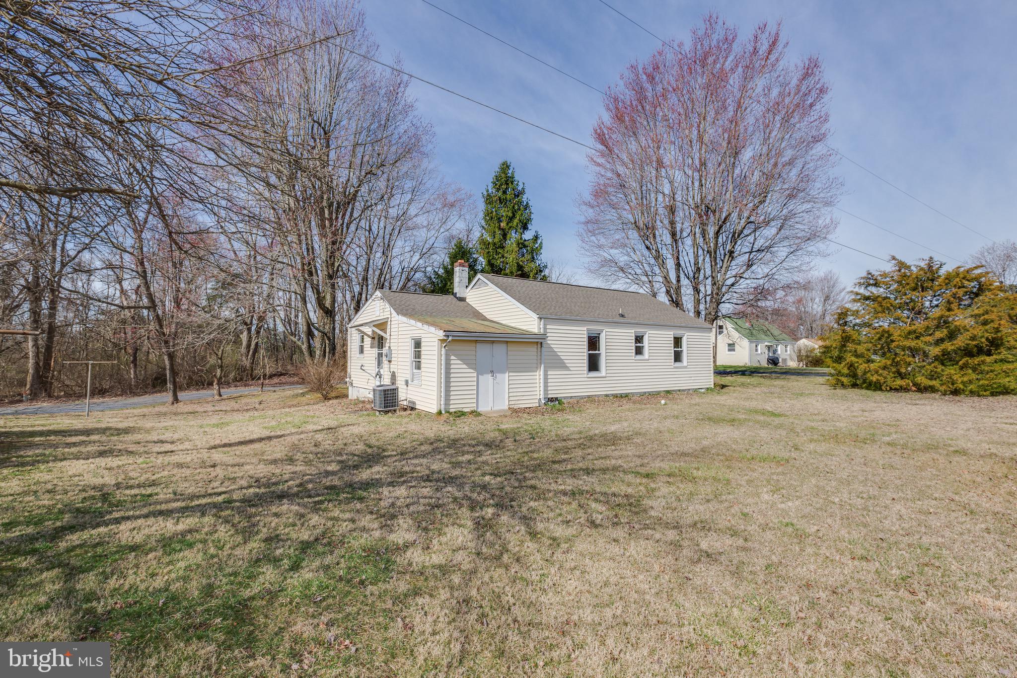 4297 LUNCEFORD LANE