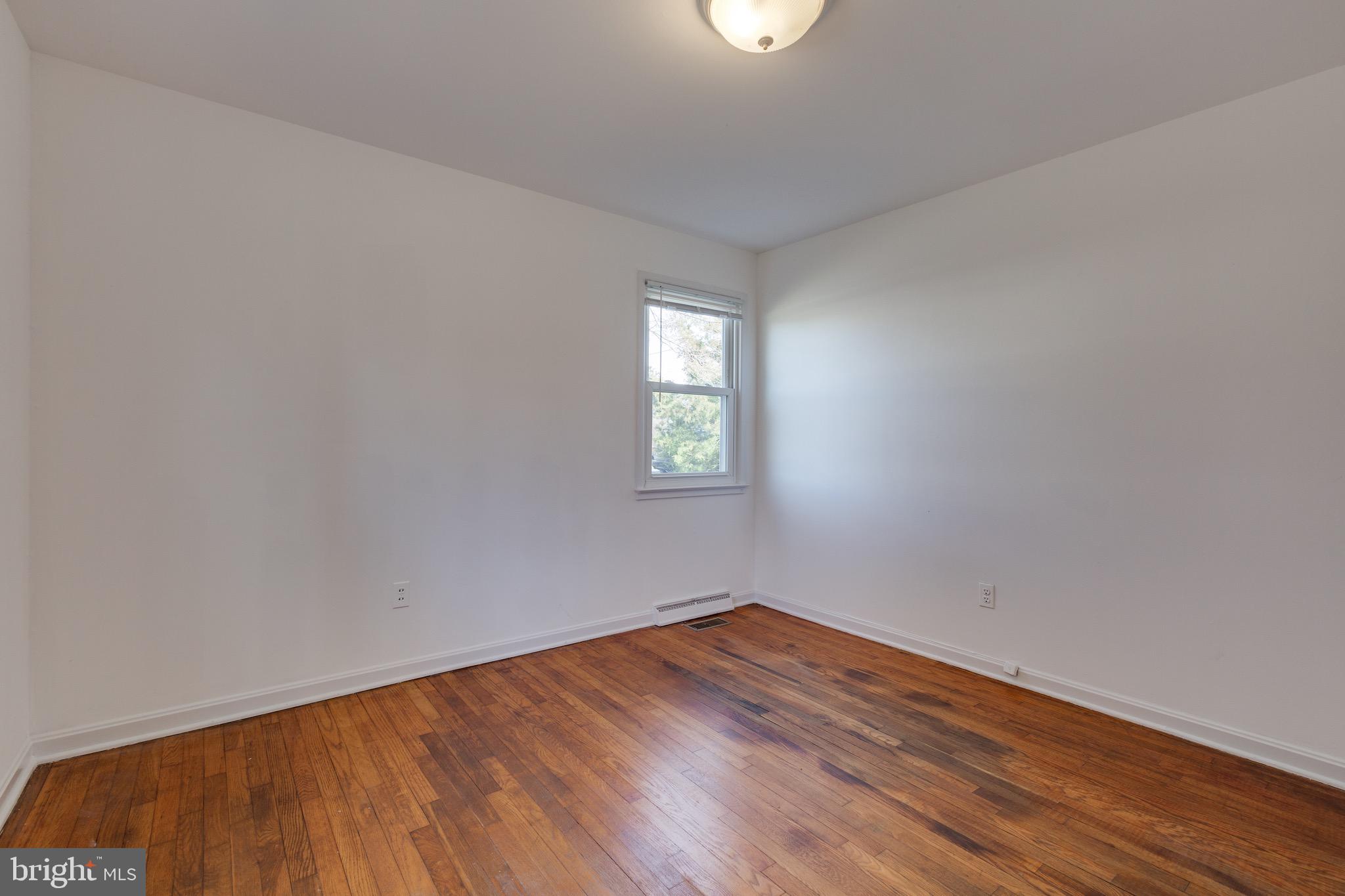 4297 LUNCEFORD LANE