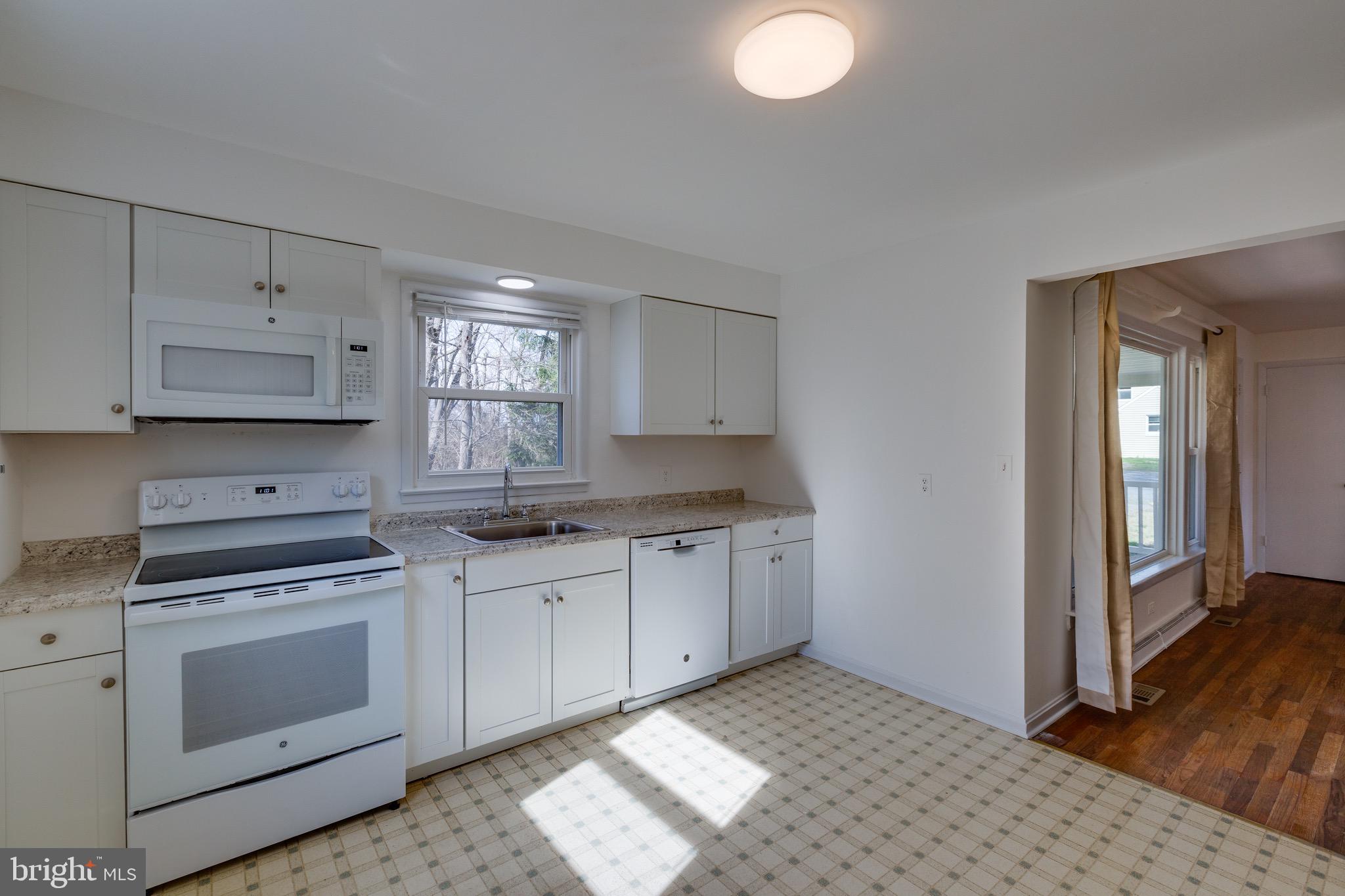 4297 LUNCEFORD LANE
