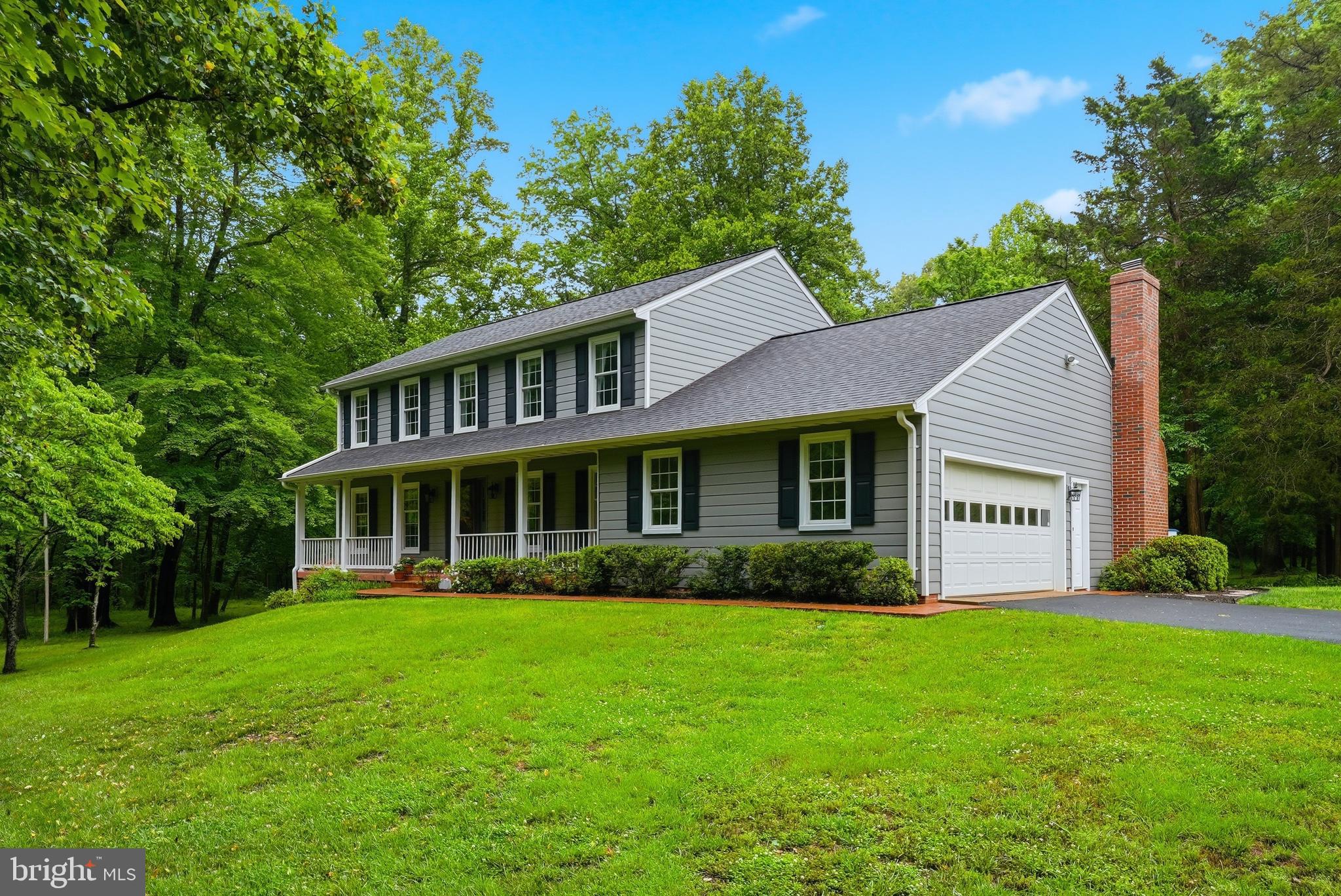 4585 CANTER LANE