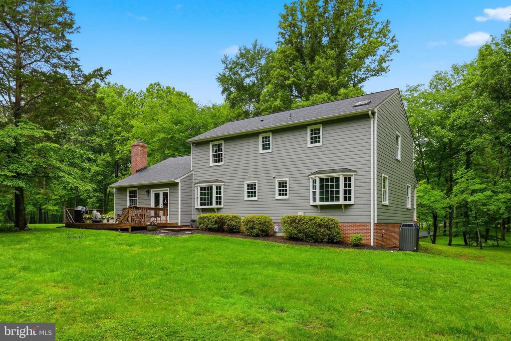4585 CANTER LANE
