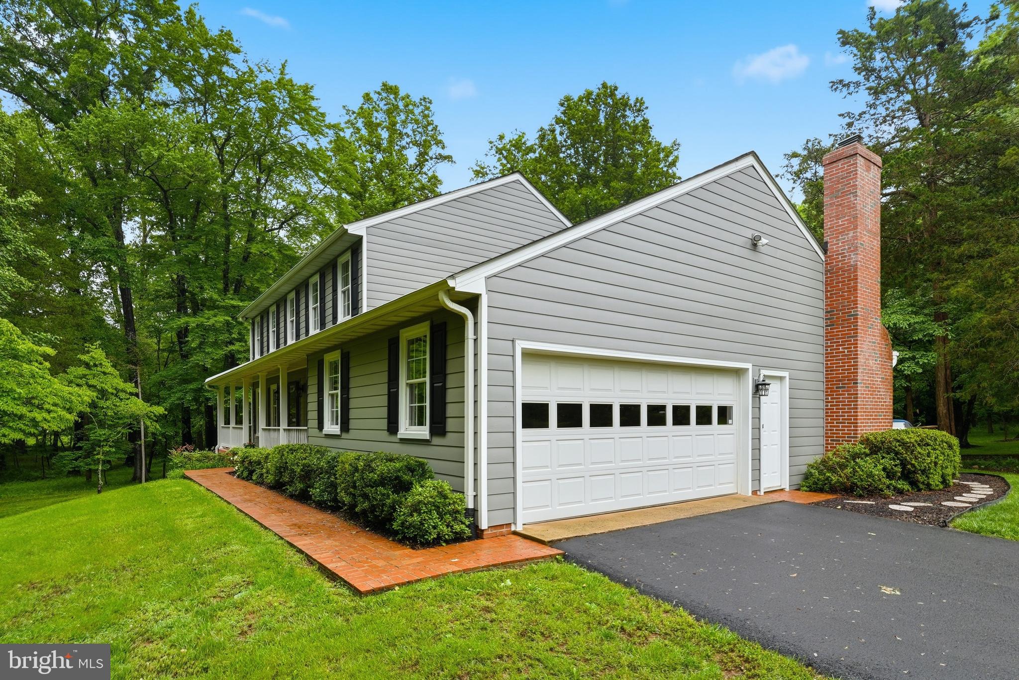 4585 CANTER LANE