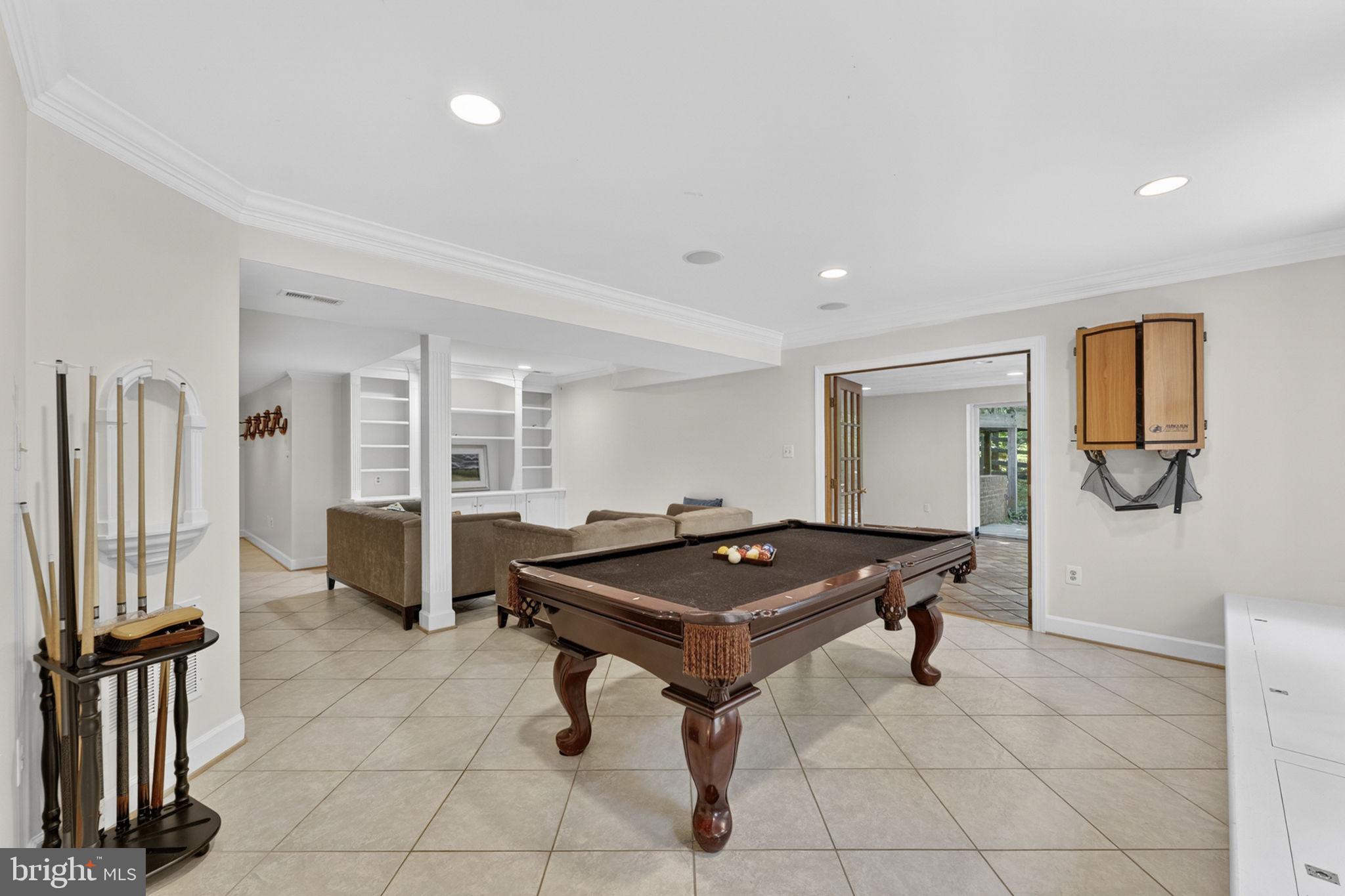 4531 DEN HAAG ROAD