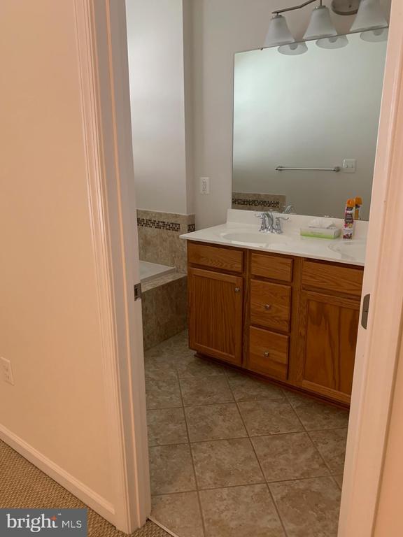 9022 RANDOLPH CIRCLE