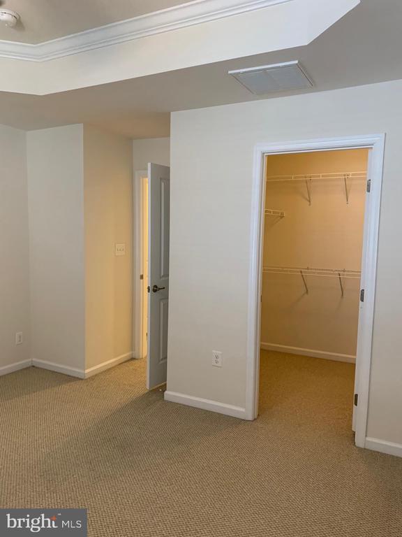 9022 RANDOLPH CIRCLE