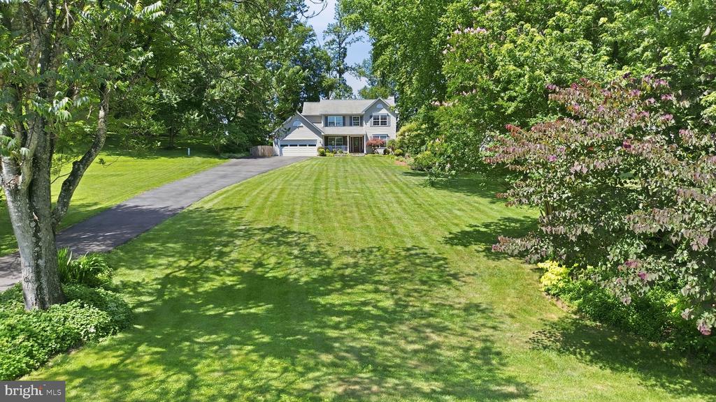 6404 COTSWOLD WAY