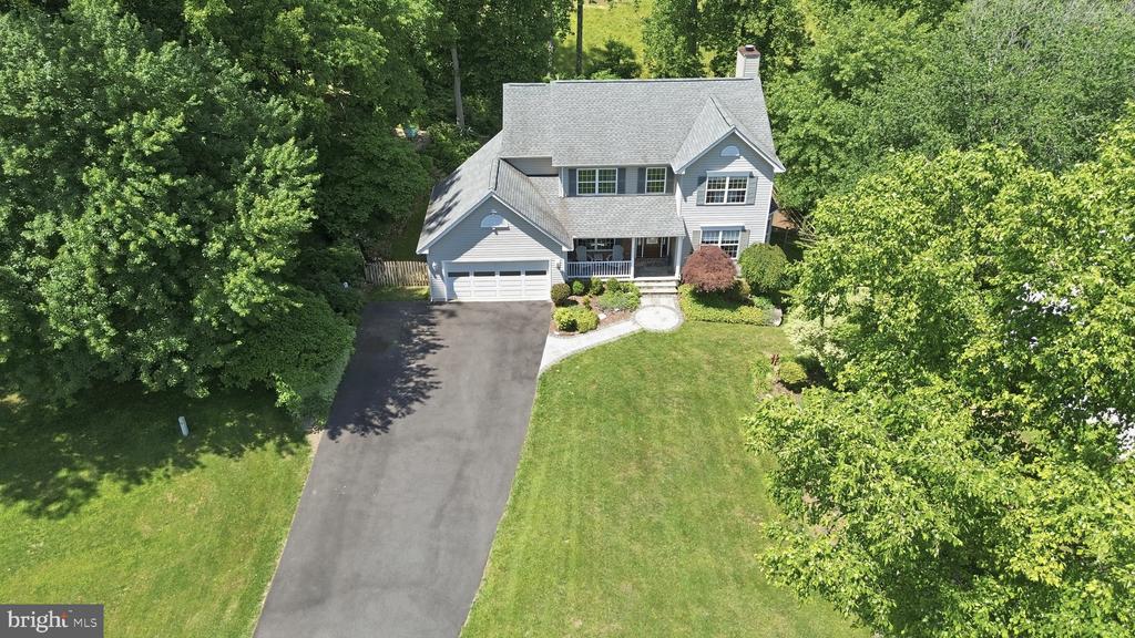 6404 COTSWOLD WAY