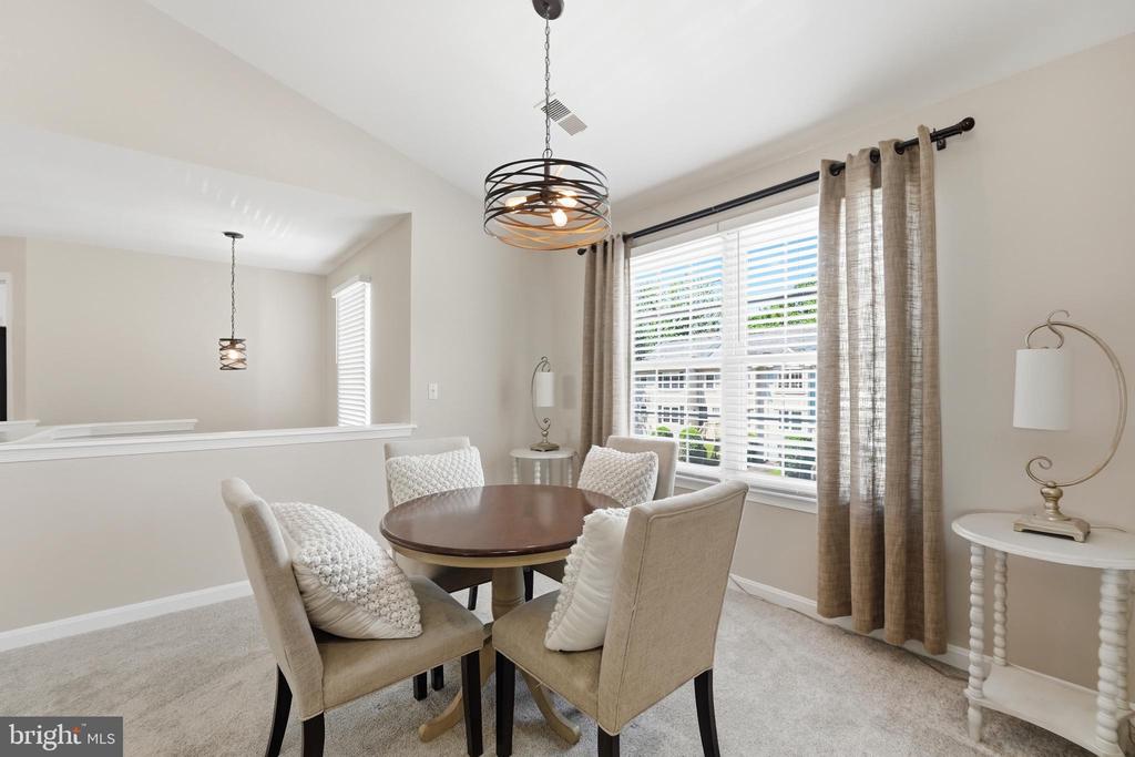 210 FERNWOOD PLACE
