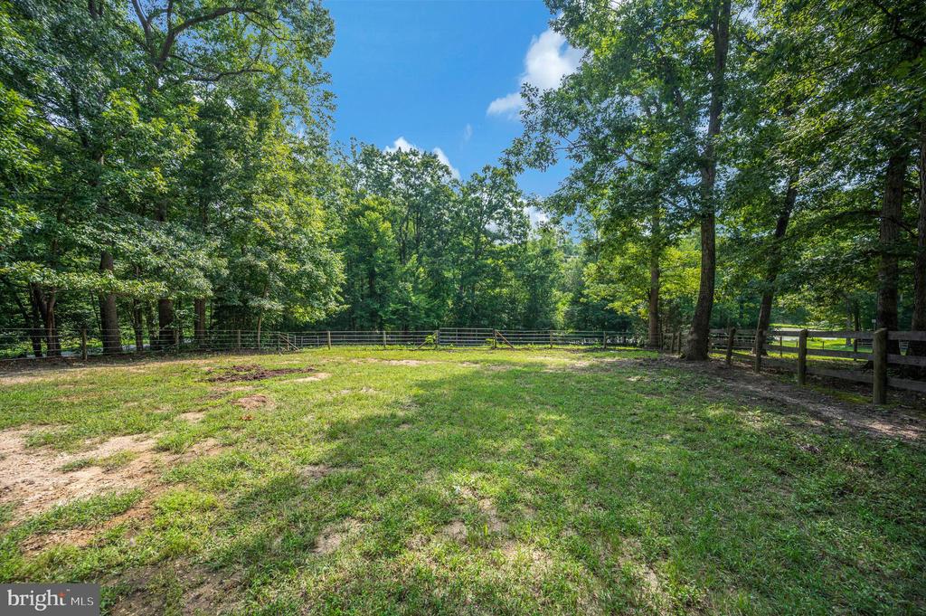 5099 COURTNEYS CORNER ROAD