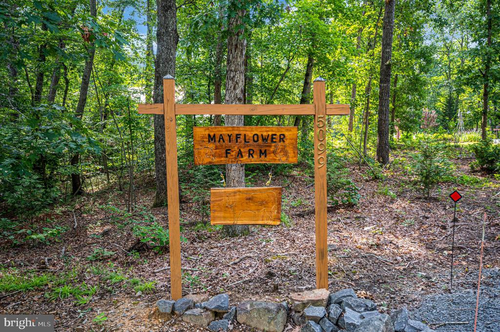 5099 COURTNEYS CORNER ROAD