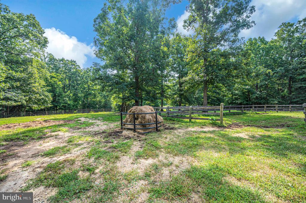 5099 COURTNEYS CORNER ROAD