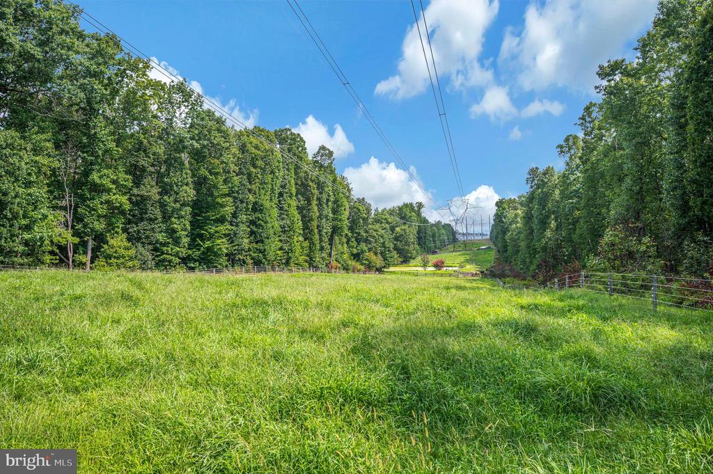 5099 COURTNEYS CORNER ROAD